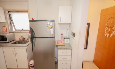 VENTA MONOAMBIENTE CON SUBDIVISIÓN. CASEROS CENTRO