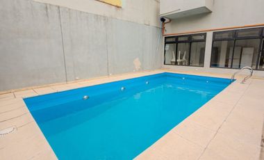 VENTA MONOAMBIENTE CON SUBDIVISIÓN. CASEROS CENTRO