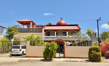 Casa Yvon - Casa en venta en Rincon de Guayabitos, Bahia de Banderas