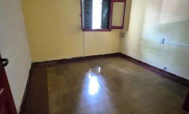 Casa sobre calle Pueyrredón 198
