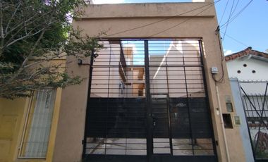 Cochera con Baulera en Venta