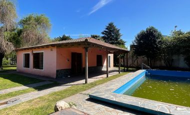 QUINTA EN VENTA EN BRAGADO CON PILETA