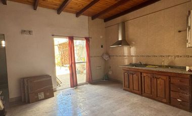 Venta de casa + duplex