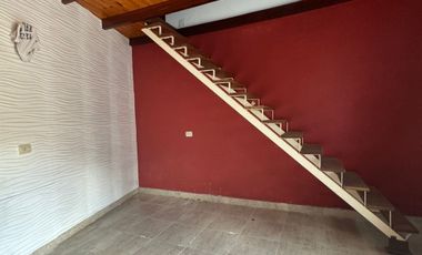 Venta de casa + duplex