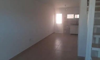 ¡OPORTUNIDAD VENTA DE DUPLEX!