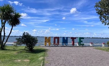 CHALET EN VENTA LAGUNA DE MONTE CON LOTES LIBRES