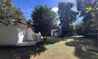 CHALET EN VENTA LAGUNA DE MONTE CON LOTES LIBRES
