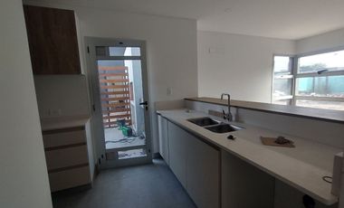 VENTA  DUPLEX A ESTRENAR B°  CORTADERAS LOFTS