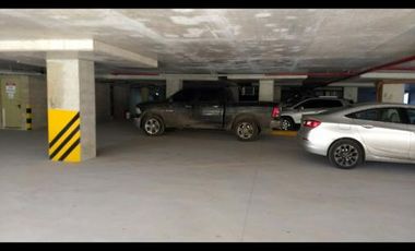 Cochera en Amaneceres Office (Comerciales)