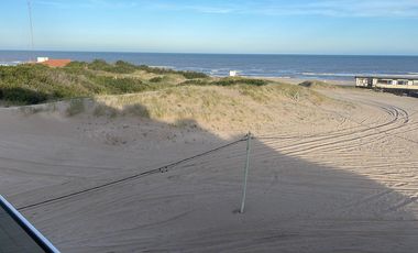 Departamento · 3 Ambientes · Cochera · Av. 1 y Paseo 151 · Villa Gesell Sur · MECA PLAYA
