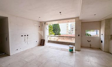 Venta departamento 3 ambientes Moron centro (4°G)