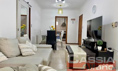 DEPARTAMENTO EN PH 3 AMBIENTES PRIMER PISO, CON PATIO Y TERRAZA LOBRE