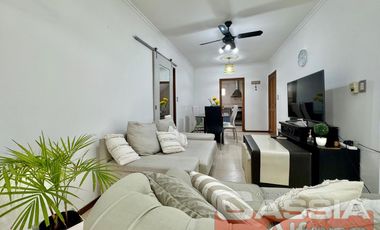 DEPARTAMENTO EN PH 3 AMBIENTES PRIMER PISO, CON PATIO Y TERRAZA LOBRE