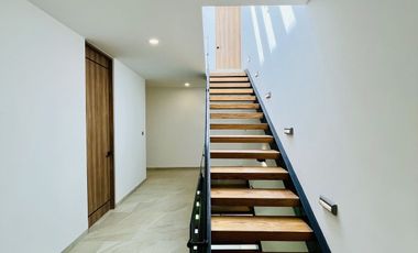 Casa de Espectaculares Acabados en Zibata