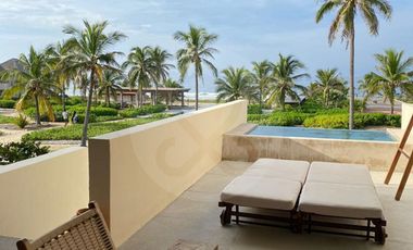 Marea Beachfront Villas Zihuatanejo Casa en condominio en venta en Aeropuerto Zihuatanejo