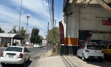 LOCAL COMERCIAL EN RENTA BOSQUES DEL LAGO