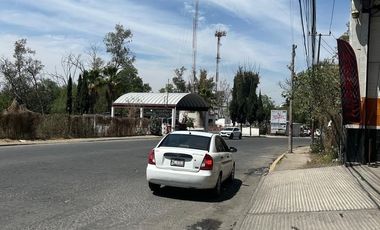 LOCAL COMERCIAL EN RENTA BOSQUES DEL LAGO