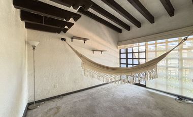 CASA EN PRIVADA CERCA DE PLAZA TOREO COLONIA EL PARQUE