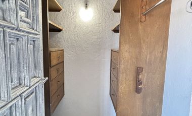 CASA EN PRIVADA CERCA DE PLAZA TOREO COLONIA EL PARQUE