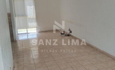 Villas de Benavente 2: Casa en fraccionamiento privado con amplios espacios
