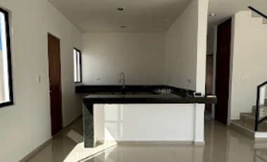 EN VENTA CASA EN FRACCIONAMIENTO EN CONKAL