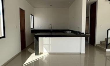 EN VENTA CASA EN FRACCIONAMIENTO EN CONKAL