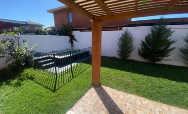 Casa en Venta en VALLE ARAUCARIAS - LINDEROS - BUIN