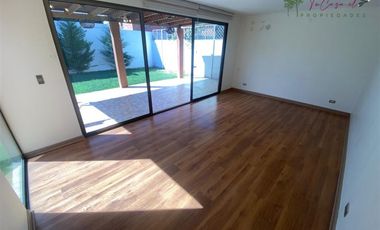 Casa en Venta en VALLE ARAUCARIAS - LINDEROS - BUIN
