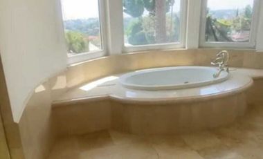 CASA EN VENTA EN BOSQUE DE LAS LOMAS 50MDP