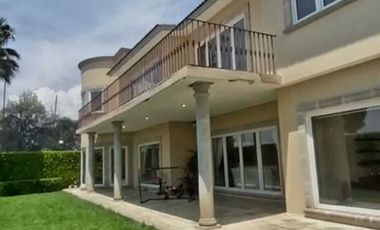 CASA EN VENTA EN BOSQUE DE LAS LOMAS 50MDP