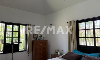 CASA EN VENTA  - (3)