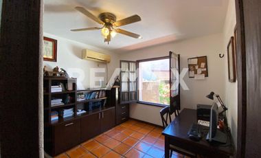 CASA EN VENTA  - (3)