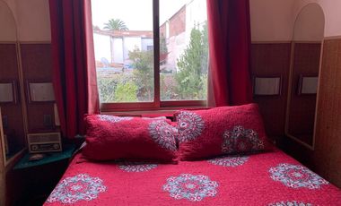 Hotel de 34 habitaciones con baño privado en Santiago Centro