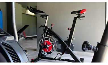 ARRIENDO METRO LO OVALLE / JOSE URETA / LA CISTERNA