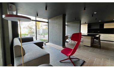 ARRIENDO METRO LO OVALLE / JOSE URETA / LA CISTERNA