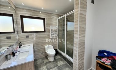 MARAVILLOSA CASA NUEVA EN PARCELA CON VISTA AL MAR COSTA VALDIVIA