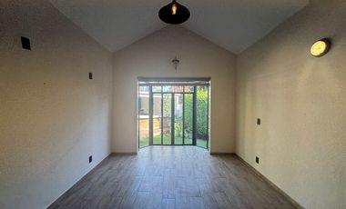 Casa en Venta de 1 piso en Residencial La Virgen, Metepec, en frente del Parque Bicentenario