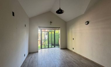 Casa en Venta de 1 piso en Residencial La Virgen, Metepec, en frente del Parque Bicentenario