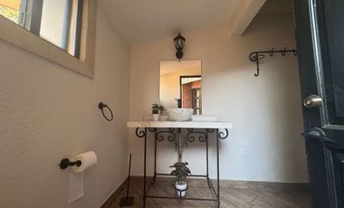 Casa en Venta de 1 piso en Residencial La Virgen, Metepec, en frente del Parque Bicentenario