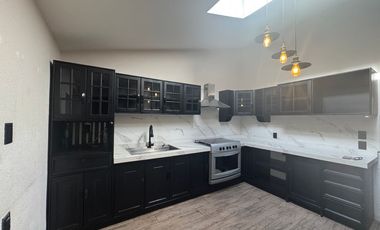 Casa en Venta de 1 piso en Residencial La Virgen, Metepec, en frente del Parque Bicentenario