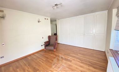 Local Comercial en Arriendo en Lomas de Mirasur, sector Líder Vecino