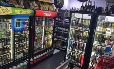 Local Comercial en Venta en DERECHO DE LLAVES DE BOTILLERÍA EN ¡UBICACIÓN TOP!..CON ALTA RENTABILIDAD Y EXCELENTES NÚMEROS. EN VITACURA..
