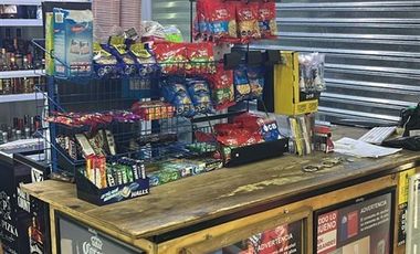 Local Comercial en Venta en DERECHO DE LLAVES DE BOTILLERÍA EN ¡UBICACIÓN TOP!..CON ALTA RENTABILIDAD Y EXCELENTES NÚMEROS. EN VITACURA..