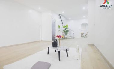 FOR SELL Townhouse/Townhome  Baan Thanarom BTS-Bang Na CX-118117