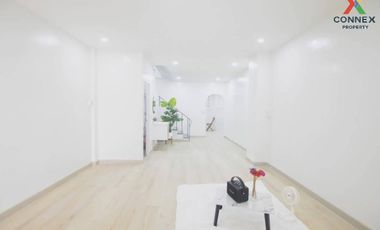 FOR SELL Townhouse/Townhome  Baan Thanarom BTS-Bang Na CX-118117