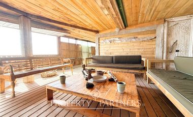 Pichilemu, Increíble casa sobre el mar en Infiernillo