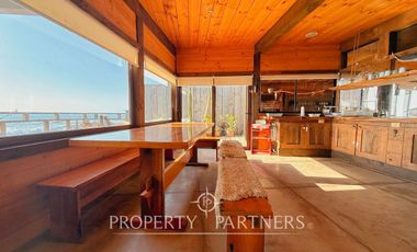 Pichilemu, Increíble casa sobre el mar en Infiernillo