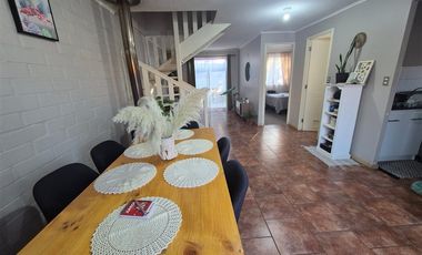 Casa en Venta en CERRO AZUL 1894 VALLES DE SAN CLEMEN