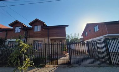 Casa en Venta en CERRO AZUL 1894 VALLES DE SAN CLEMEN