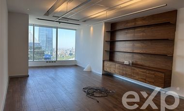 Oficina en Arriendo en AVDA. VITACURA